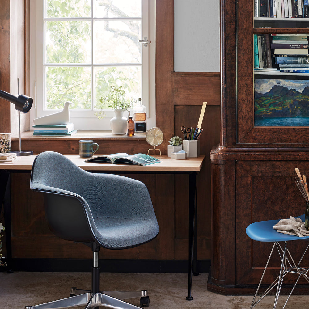 Tripod Clock