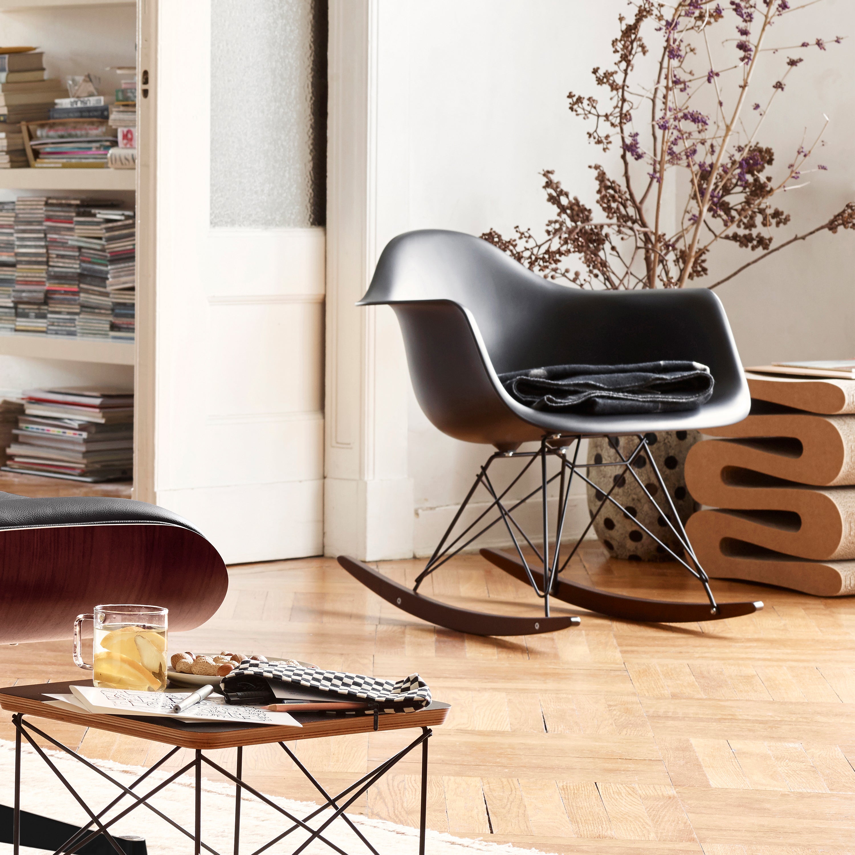 Vitra Wiggle Stool - 2Modern