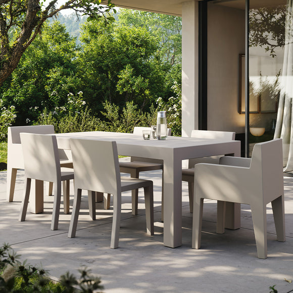 Jut Outdoor Chair