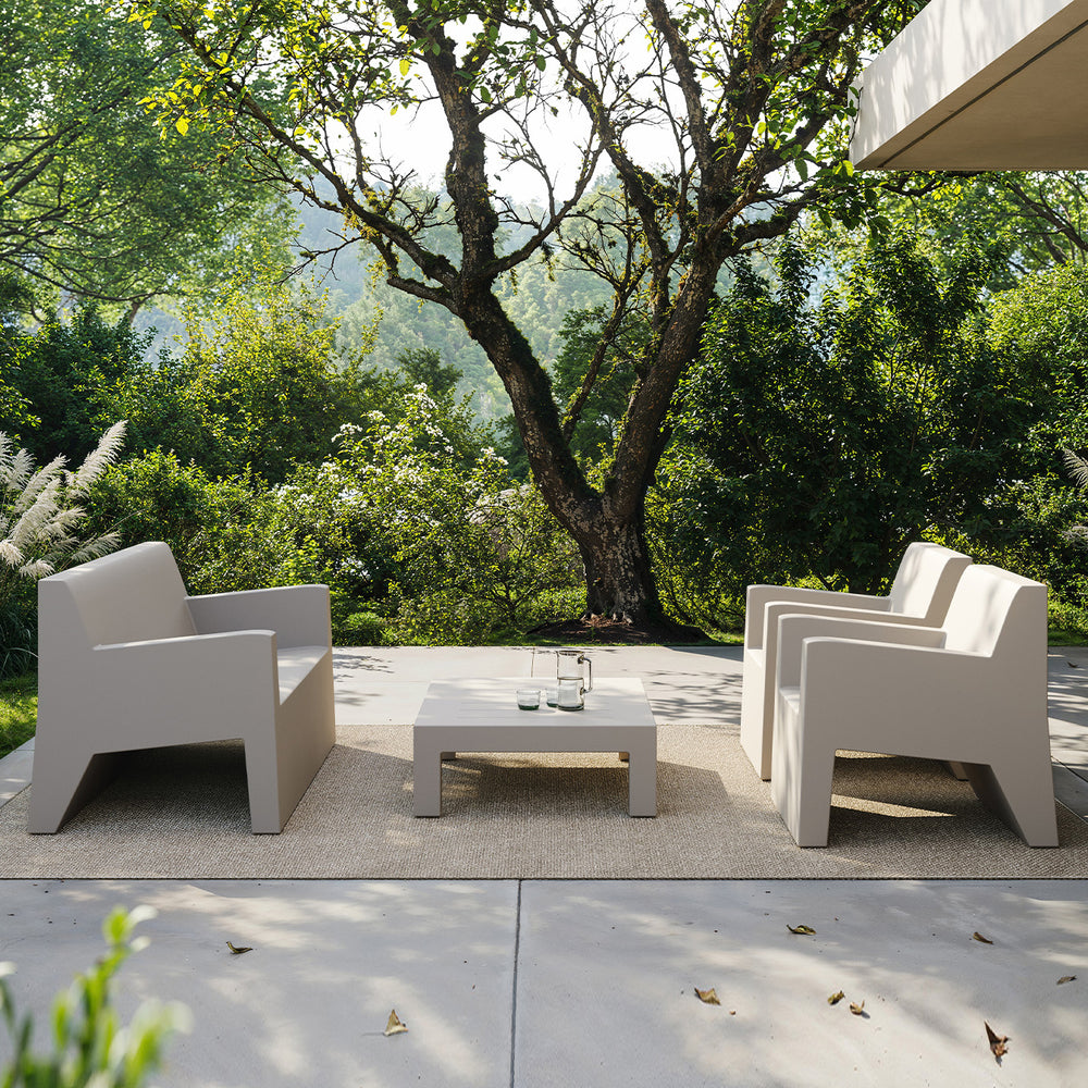 Jut Outdoor Lounge Chair