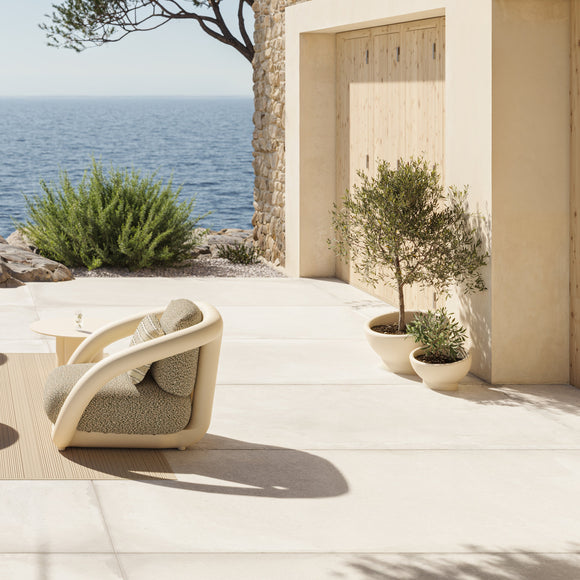 Luna Outdoor Planter