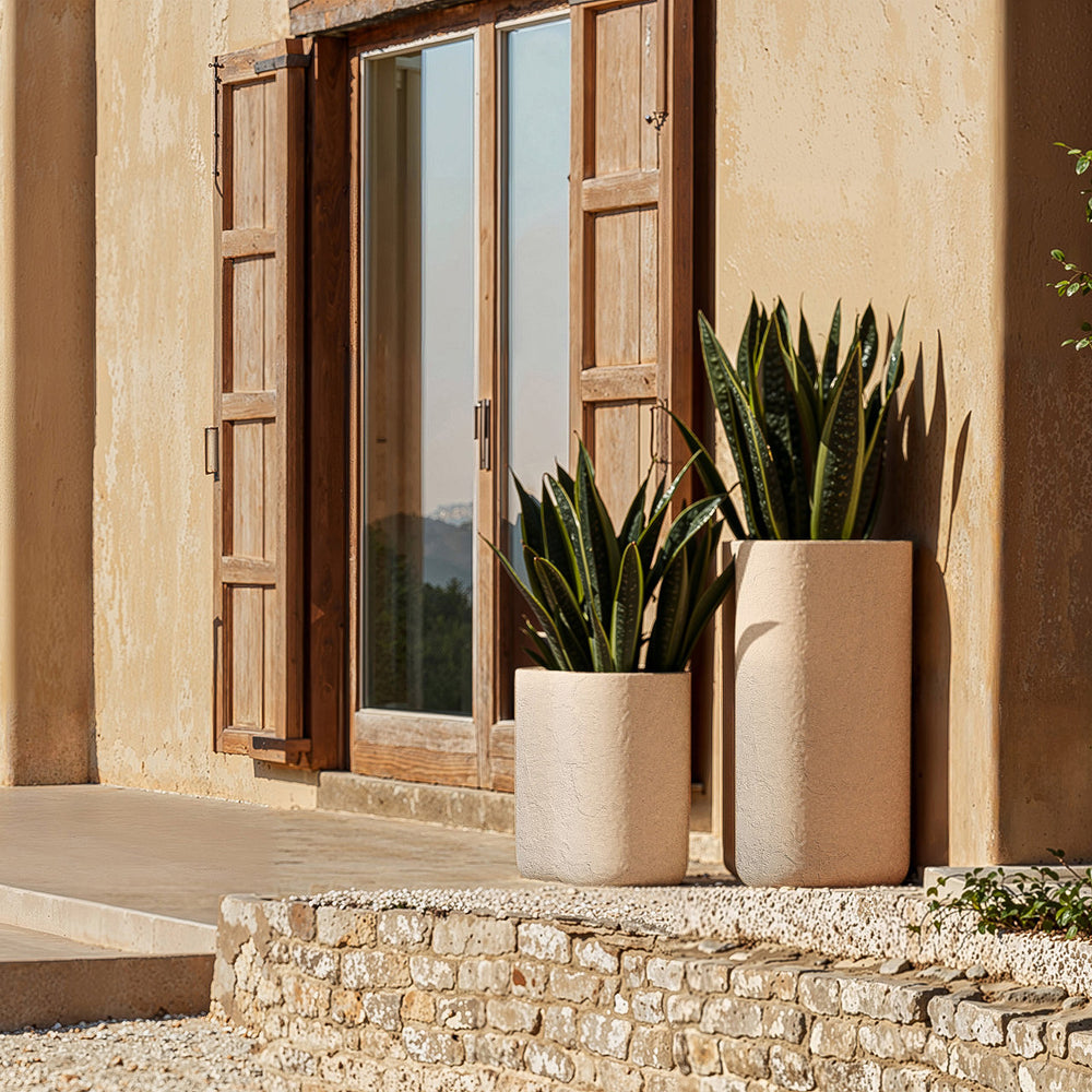 Milos Planter