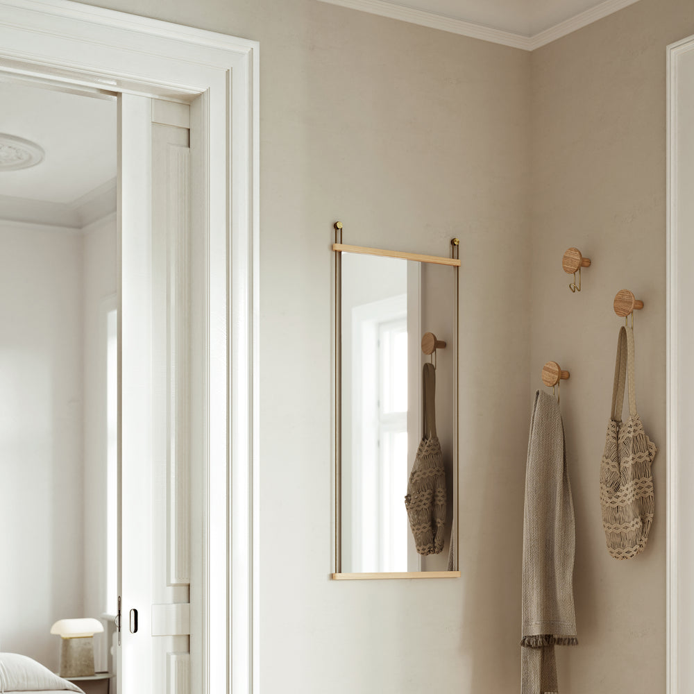 Around Wall Hanger