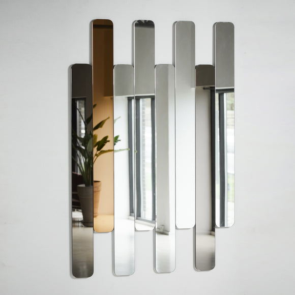 Logs Mirror