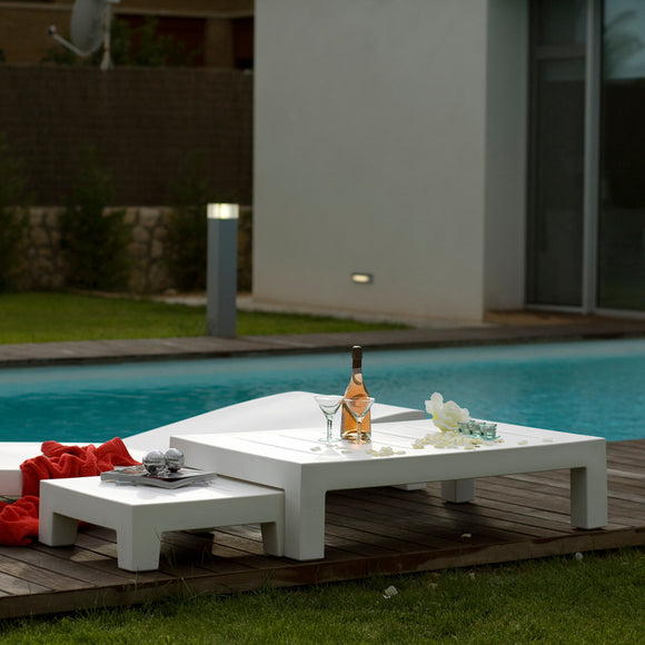 Jut Outdoor Coffee Table