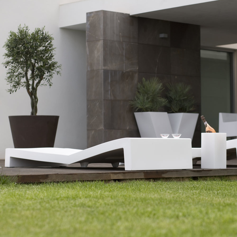 Jut Outdoor Sun Chaise