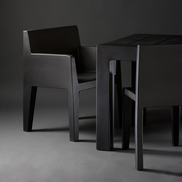 Jut Outdoor Armchair