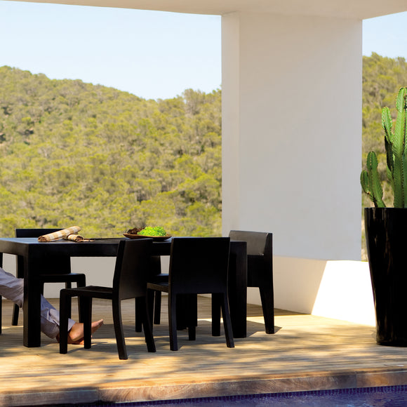 Jut Outdoor Chair