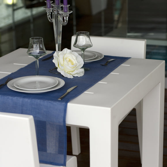 Jut Square Outdoor Table