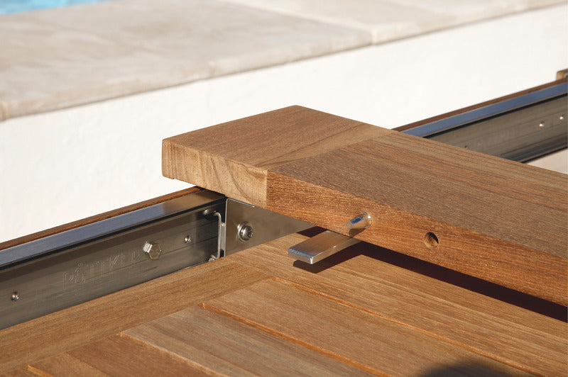 Linear Extending Outdoor Table