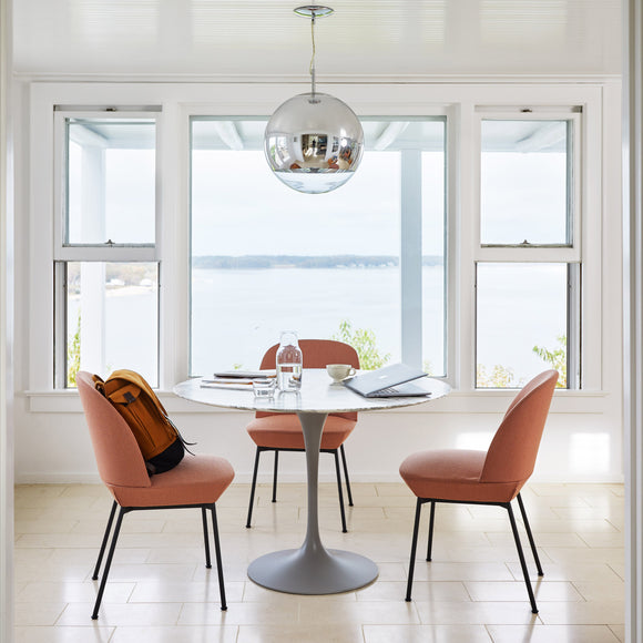Saarinen Round Dining Table