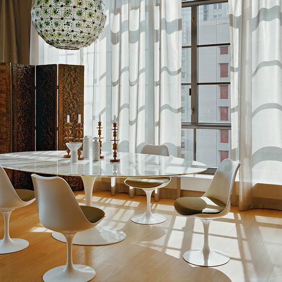 Saarinen Oval Dining Table