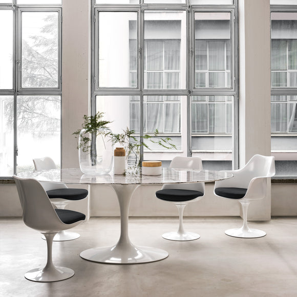 Saarinen Oval Dining Table