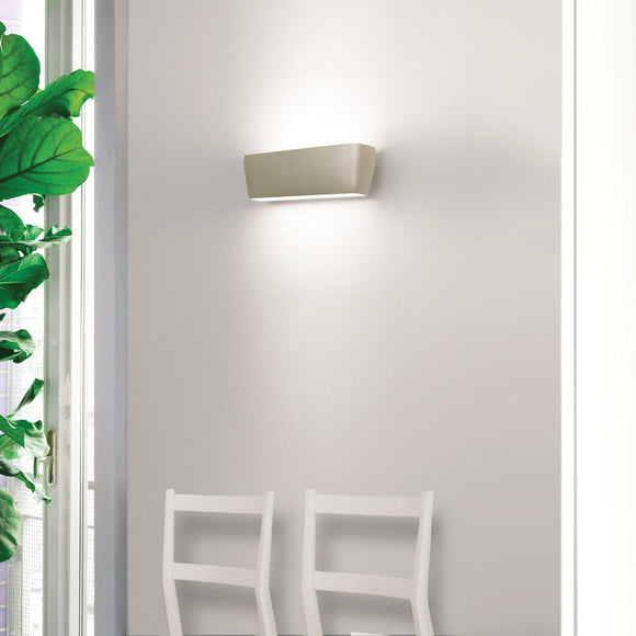Flaca Wall Light