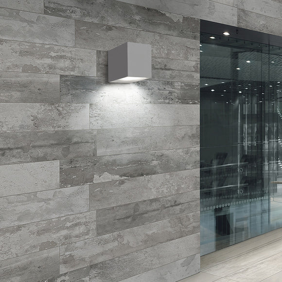 Aede Wall Light