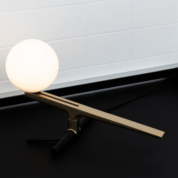 Yanzi Table Lamp