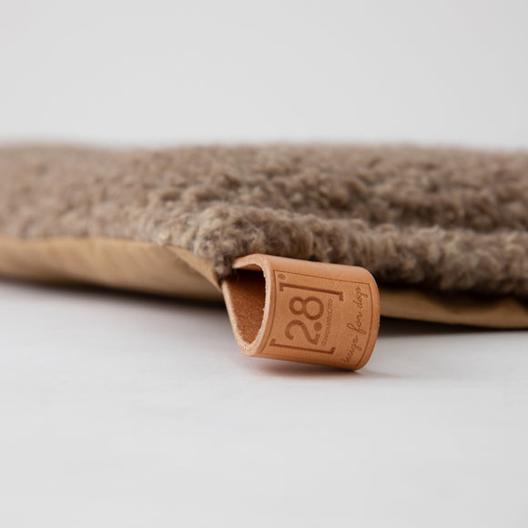 Richard Slim Wool Dog Cushion