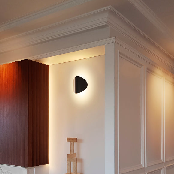 Lune Outdoor Wall Light