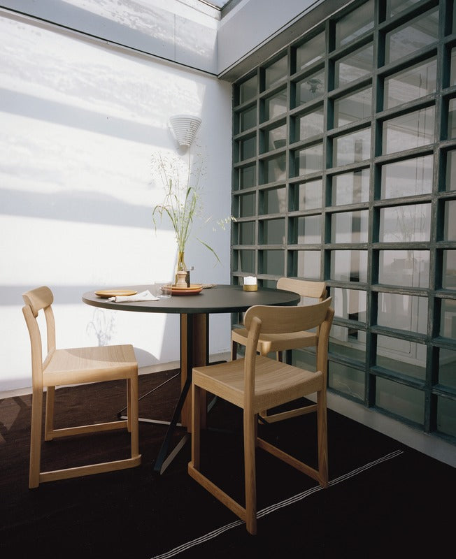 Atelier Chair