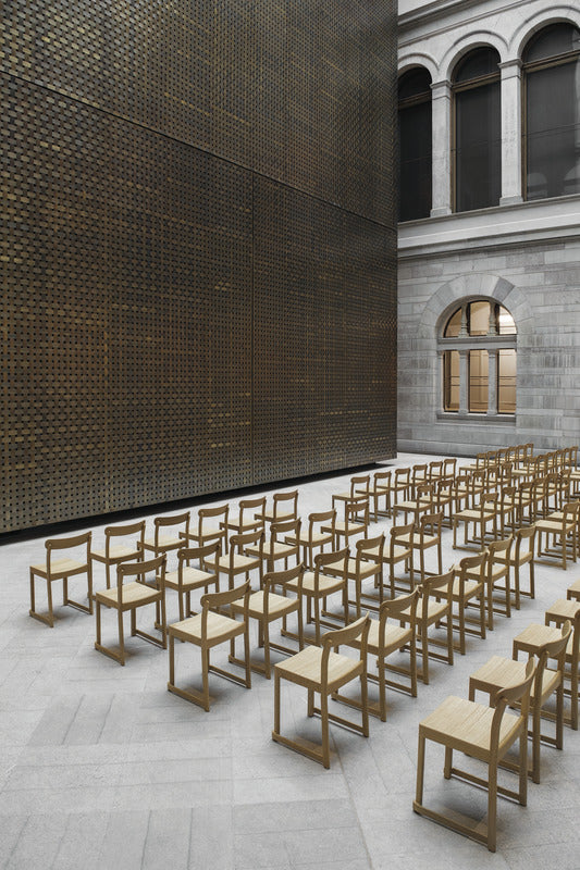 Atelier Chair