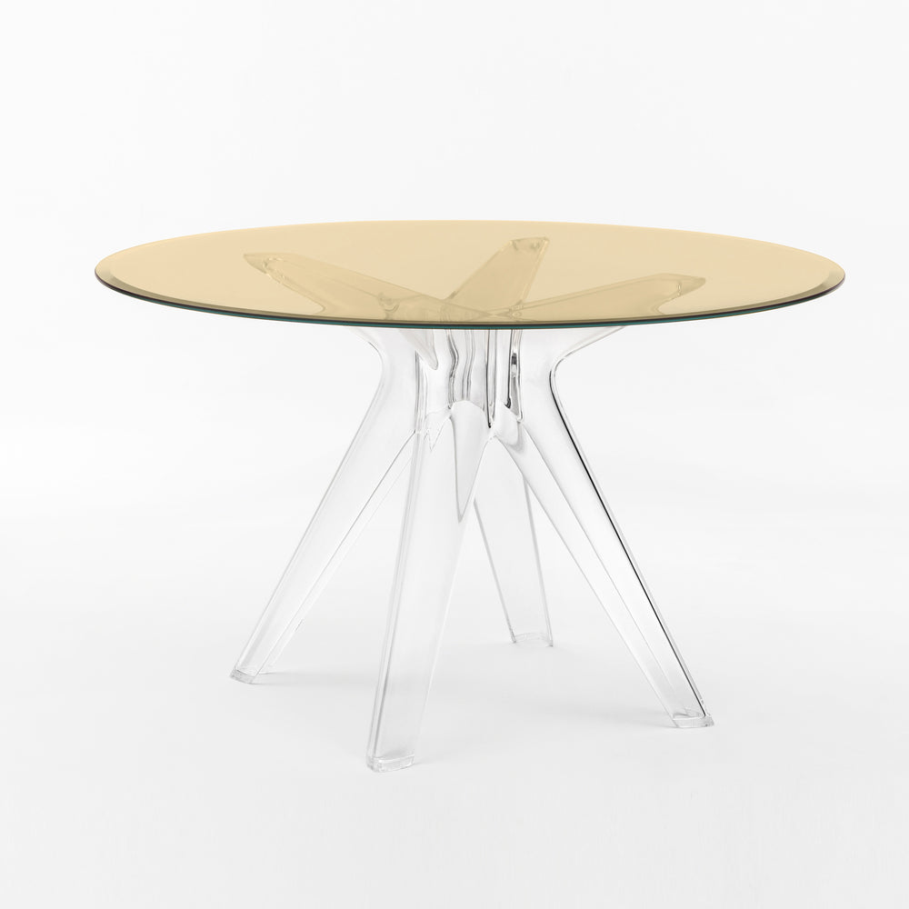 Sir Gio Round Table