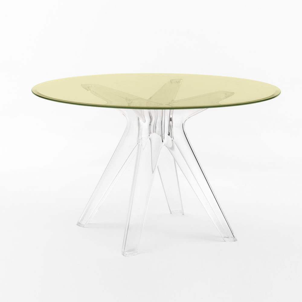 Sir Gio Round Table