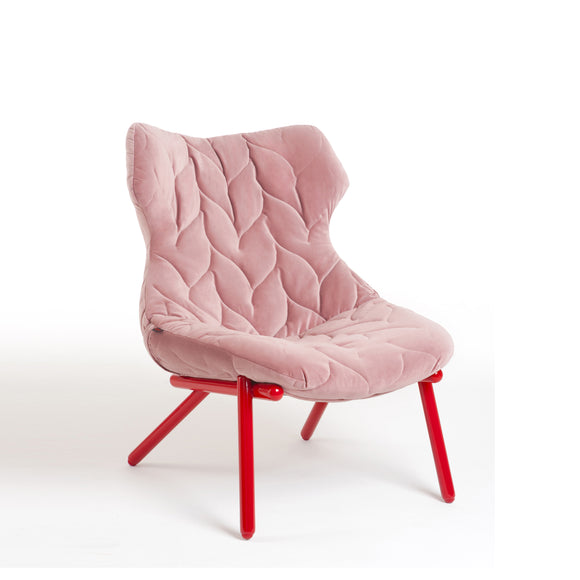 Lounge discount velvet chair