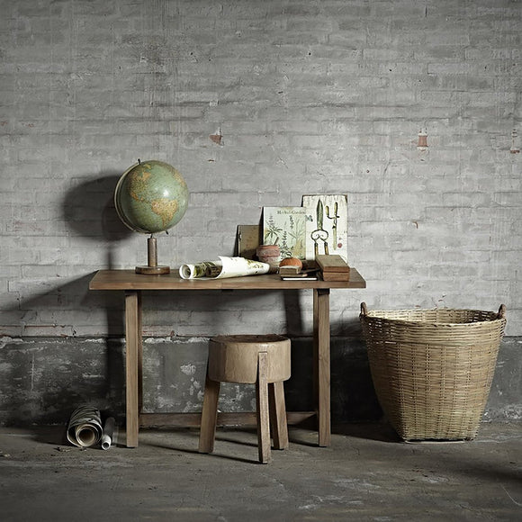 Roger Stool