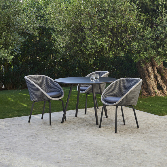 Area Outdoor Dining Table