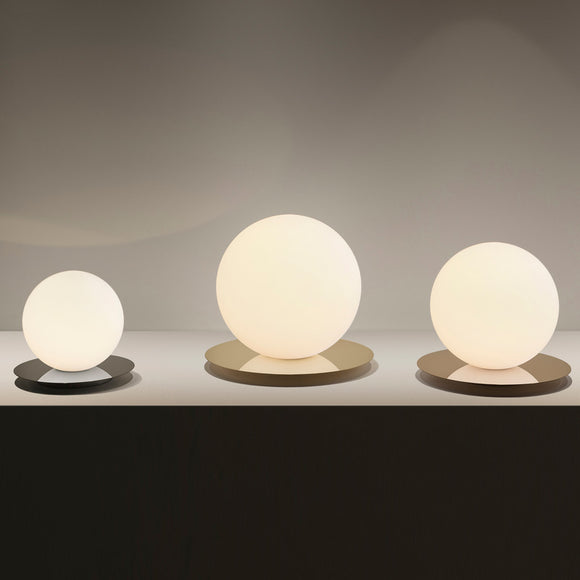 Bola Sphere Table Lamp