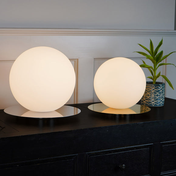 Bola Sphere Table Lamp