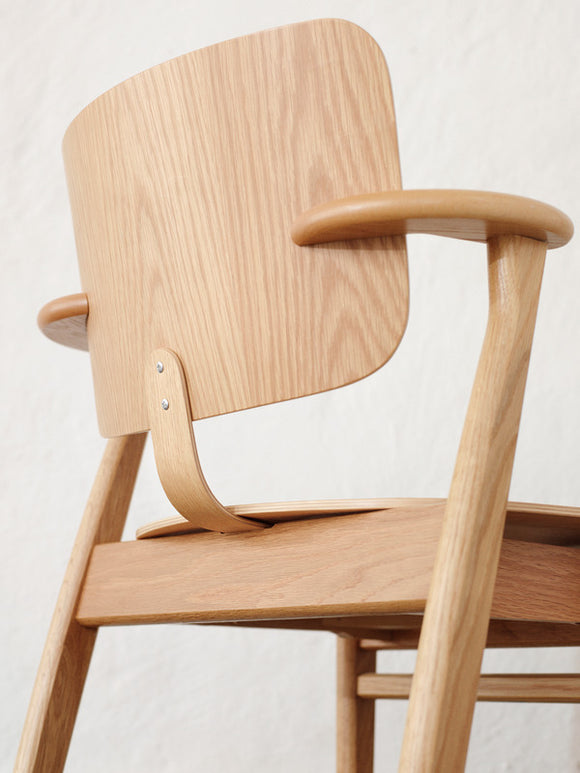 Domus Chair