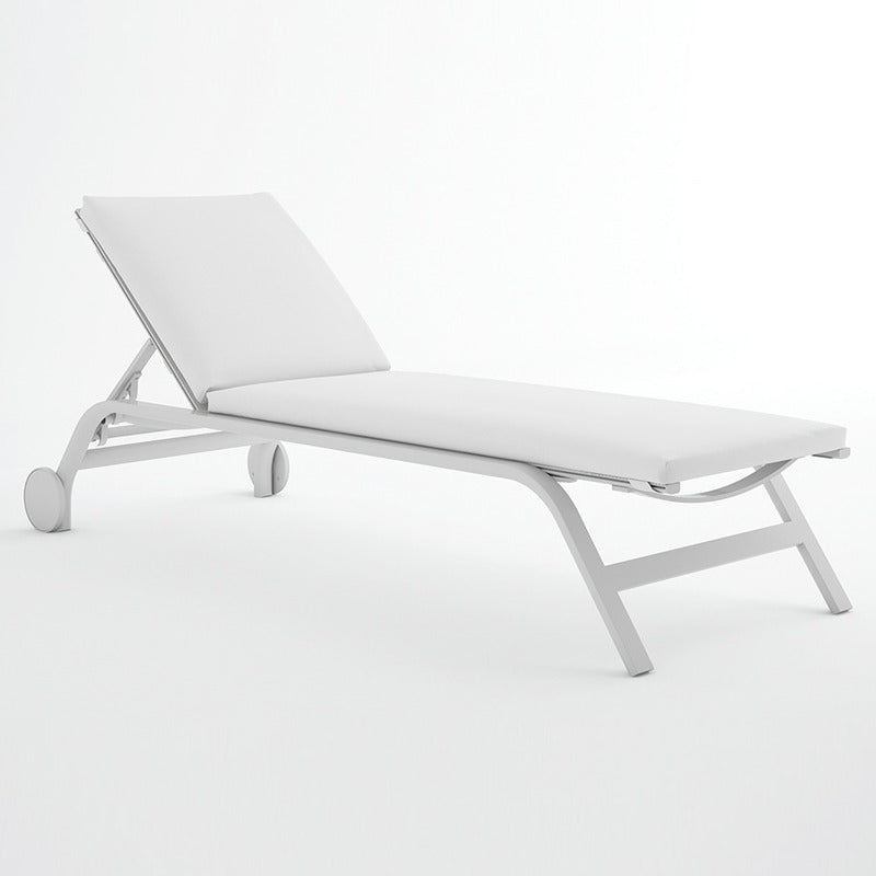 Stack Outdoor Chaiselongue with Wheels