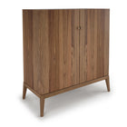 Moment Guest Dresser