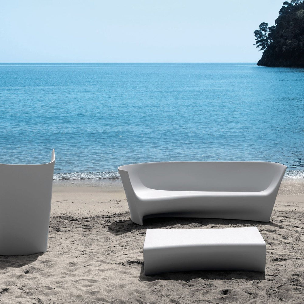 Grand Plie Outdoor Sofa