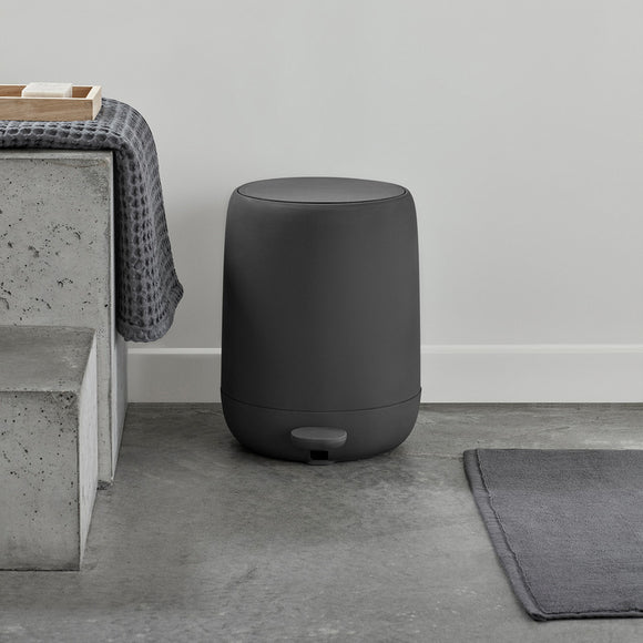 audo pedal bin Blomus - Sono Pedal Bin