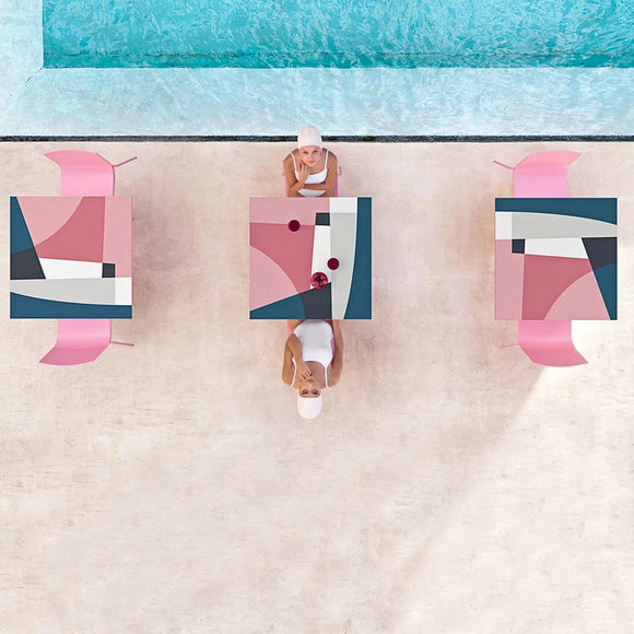 Abstrakt Mona Square Table