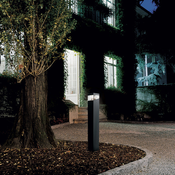 Tetragono Outdoor Bollard