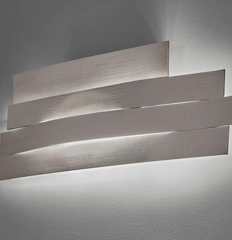 Li Wall Light