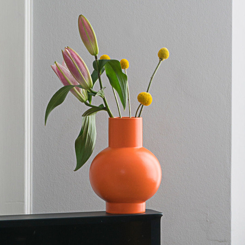 Strom Vase