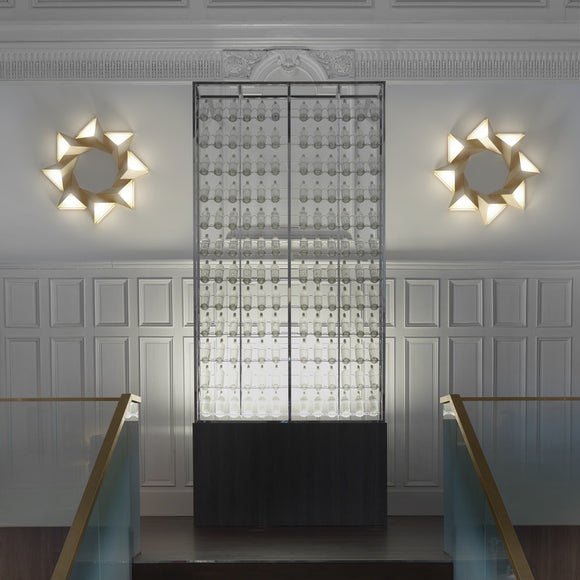 Tetra Wall Light