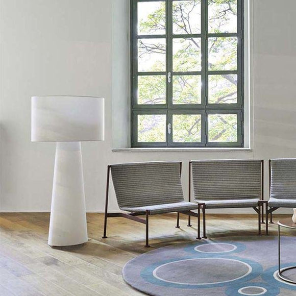 Big Shadow Floor Lamp