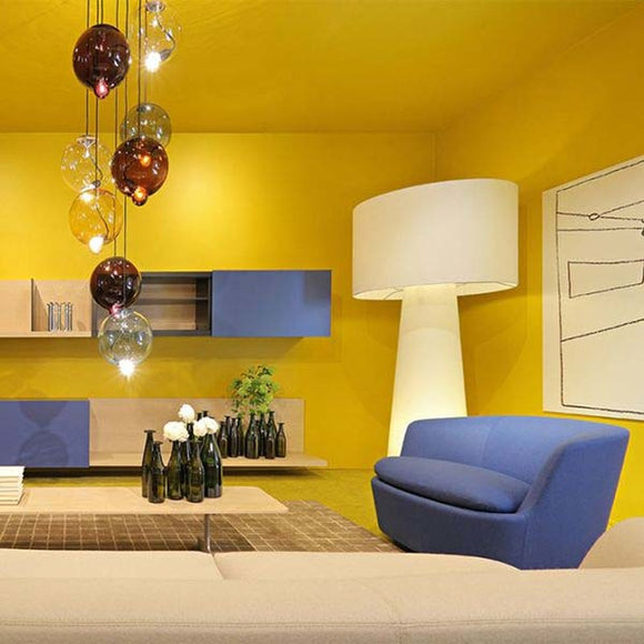 Big Shadow Floor Lamp