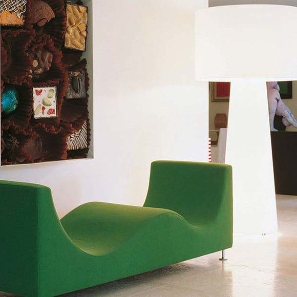 Big Shadow Floor Lamp