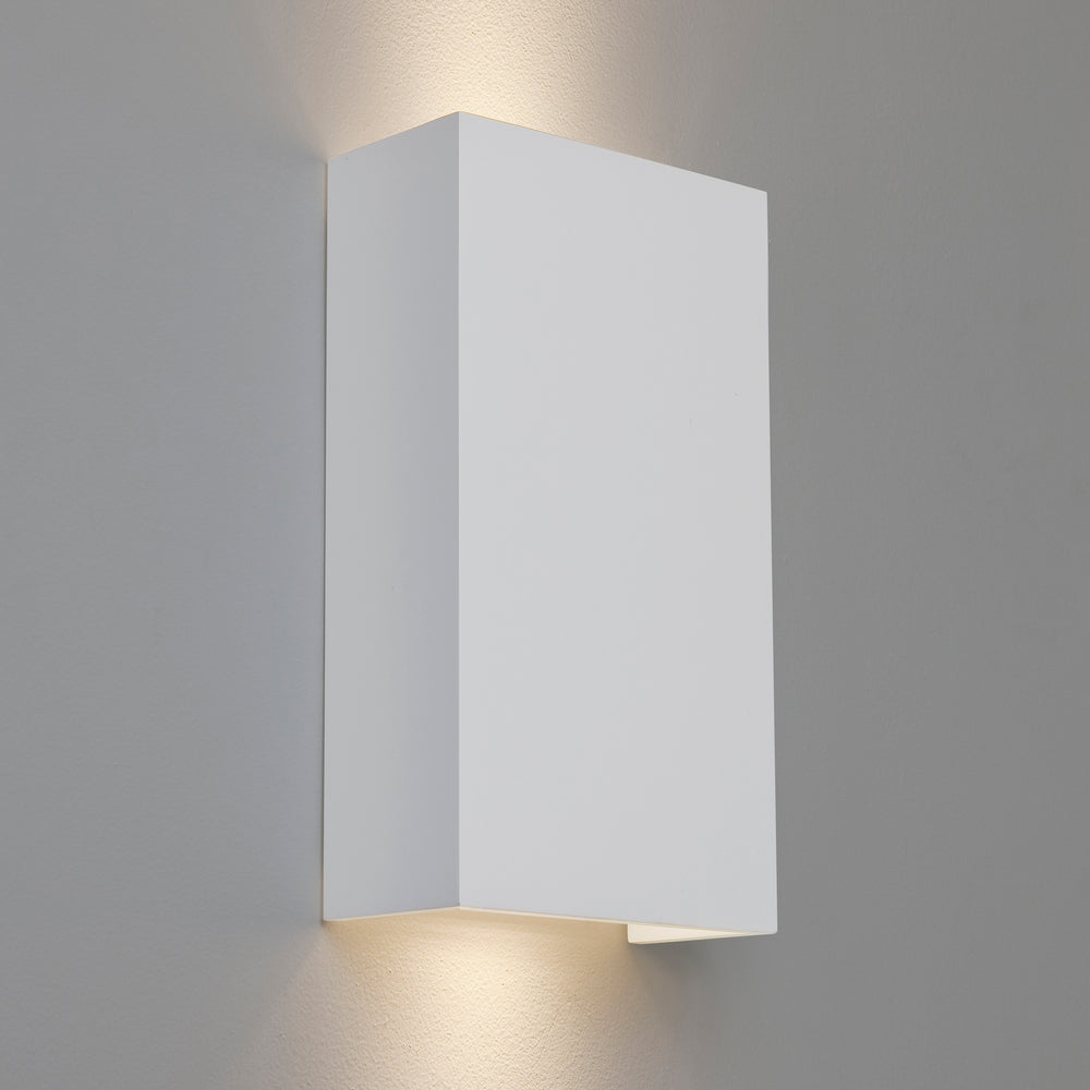 Pella 190 Wall Sconce