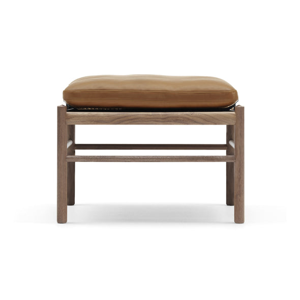 OW149-2 Colonial Sofa