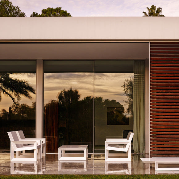 Frame Outdoor Lounge Chair