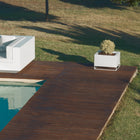 Illuminated Vela Land Planter