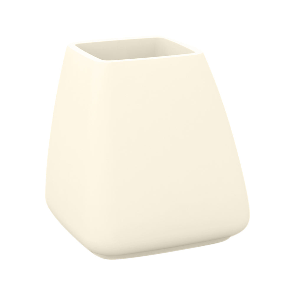 Noma Medium Planter