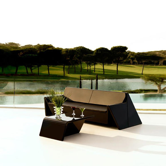 Rest Outdoor Coffee Table